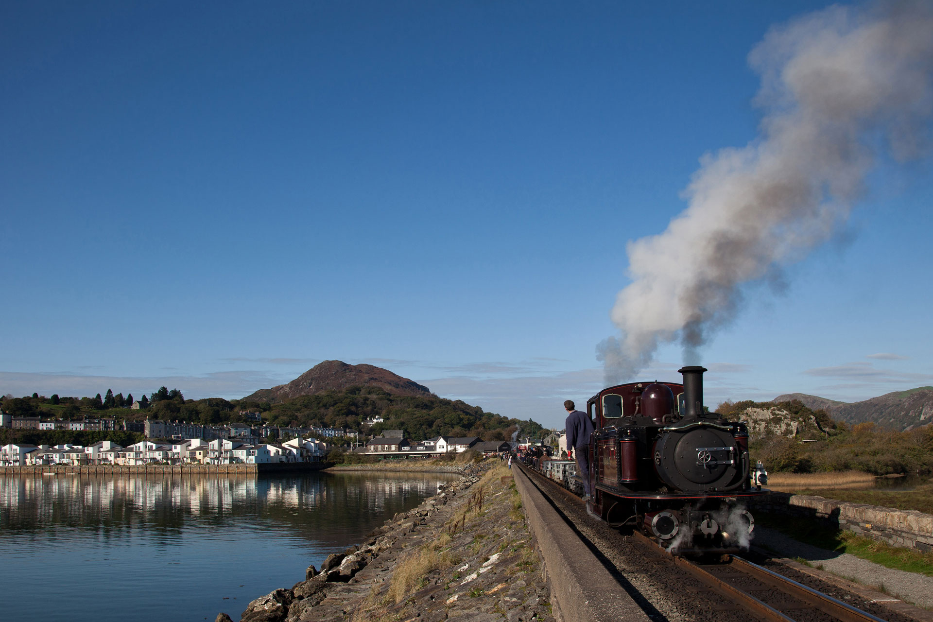 The Oakeley Arms Cottages